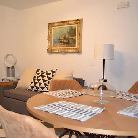 Neaiton Lägenhet Noto