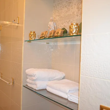 Neaiton Lägenhet Noto