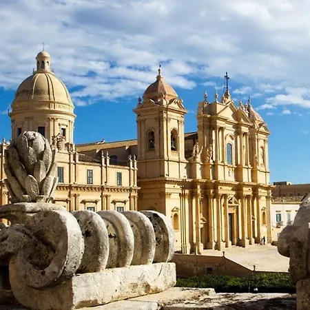 Neaiton * Noto